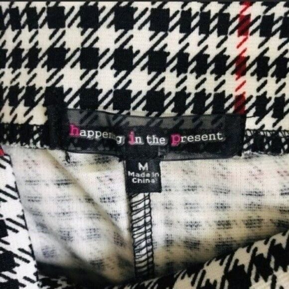 Happening in the present pencil skirt Houndstooth print Red white black M BoxK - Picture 3 of 4